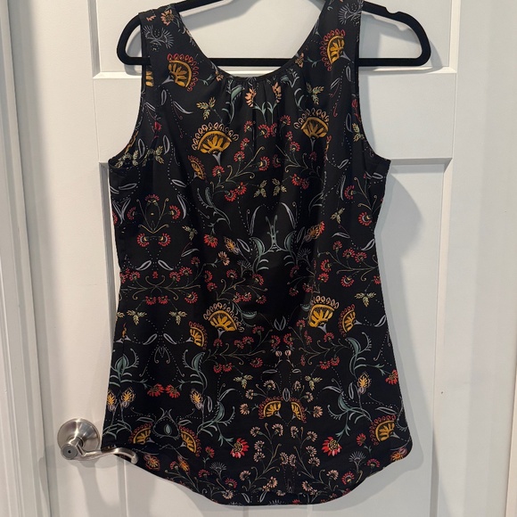 cabi Legend Blouse, #3621, M, EUC, Black with paisley background, Sleeveless - Picture 1 of 9